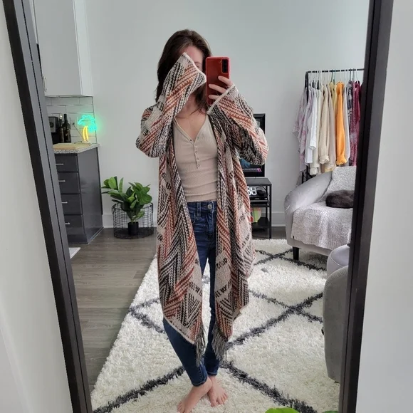 Forever 21 fringe cardigan - Picture 9 of 9